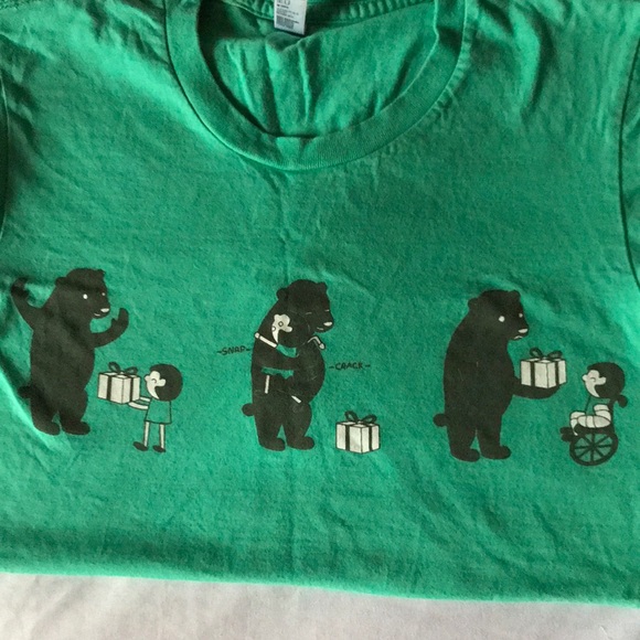 CLOSET CLOSING American Apparel Graphic Tee - Picture 2 of 3